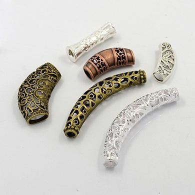 Трубки металлические, литые, с орнаментом, разных цветов и размеров