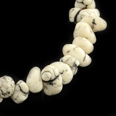 Хаулит, бусины из натурального камня, цвета слоновой кости, неправильной формы
